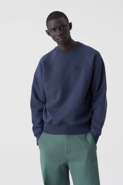 CLOSED Fleece Crewneck