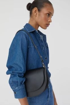 CLOSED Saddle Bag 18 CLOSED Saddle Bag -Mode Verkauf C90392 85B 22 100 8