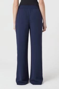 CLOSED Winona Sleek Twill Pants 10 CLOSED Winona Sleek Twill Pants -Mode Verkauf C91338 26T 22 568 3