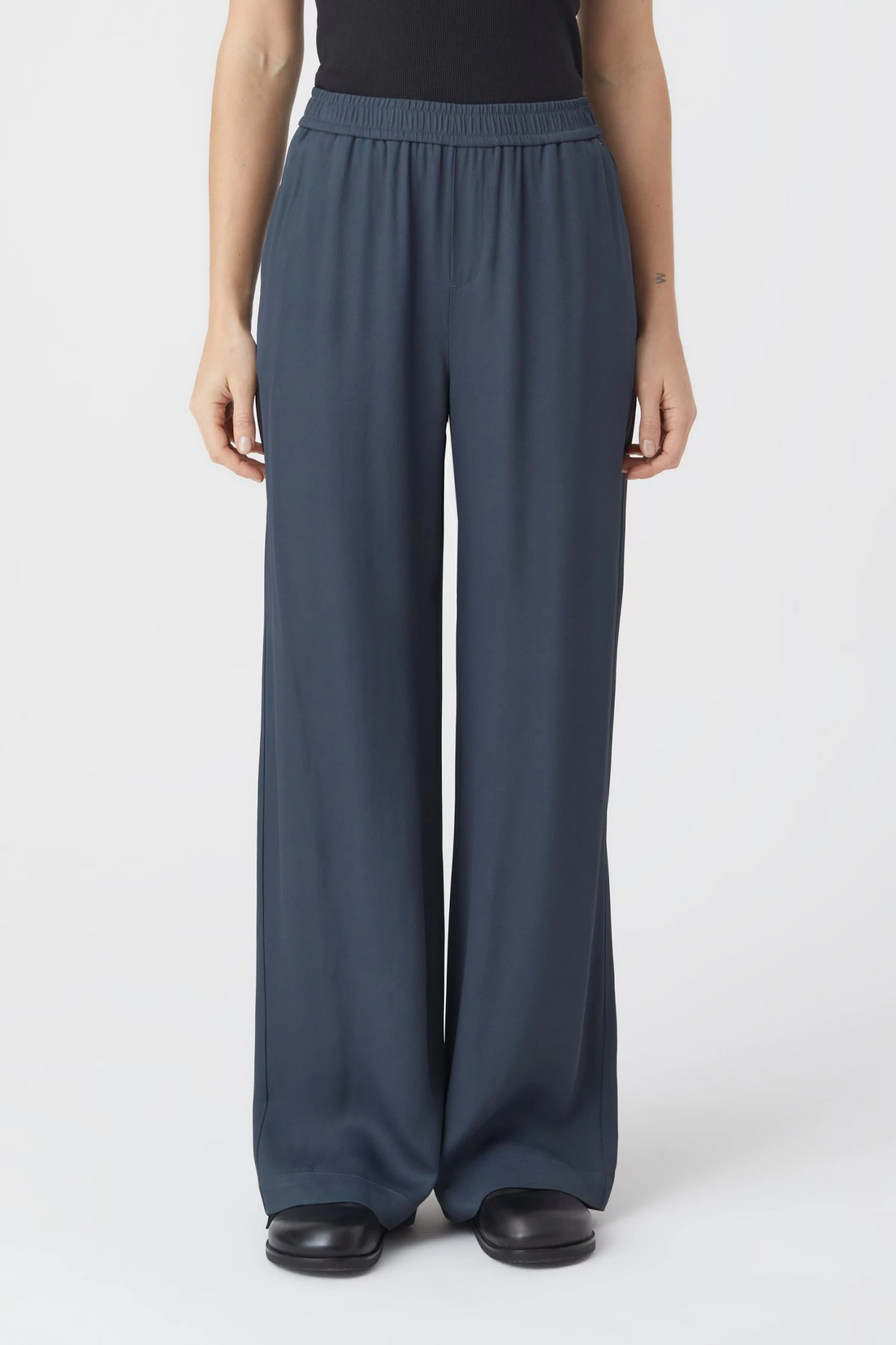 CLOSED Winona Fluid Twill Trousers 3 CLOSED Winona Fluid Twill Trousers – Bild 3