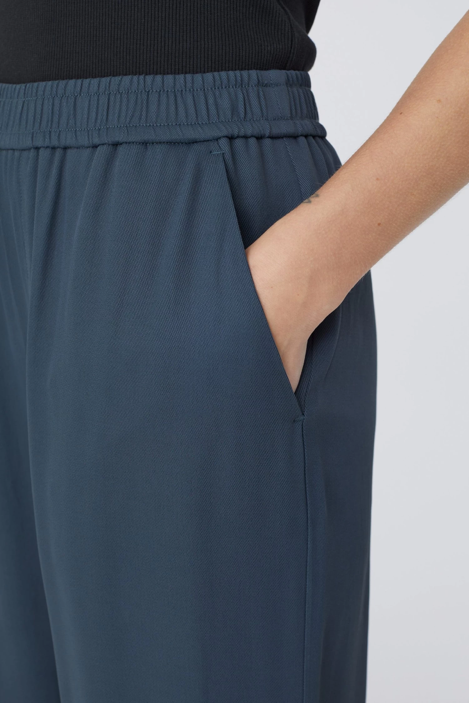 CLOSED Winona Fluid Twill Trousers 5 CLOSED Winona Fluid Twill Trousers – Bild 5