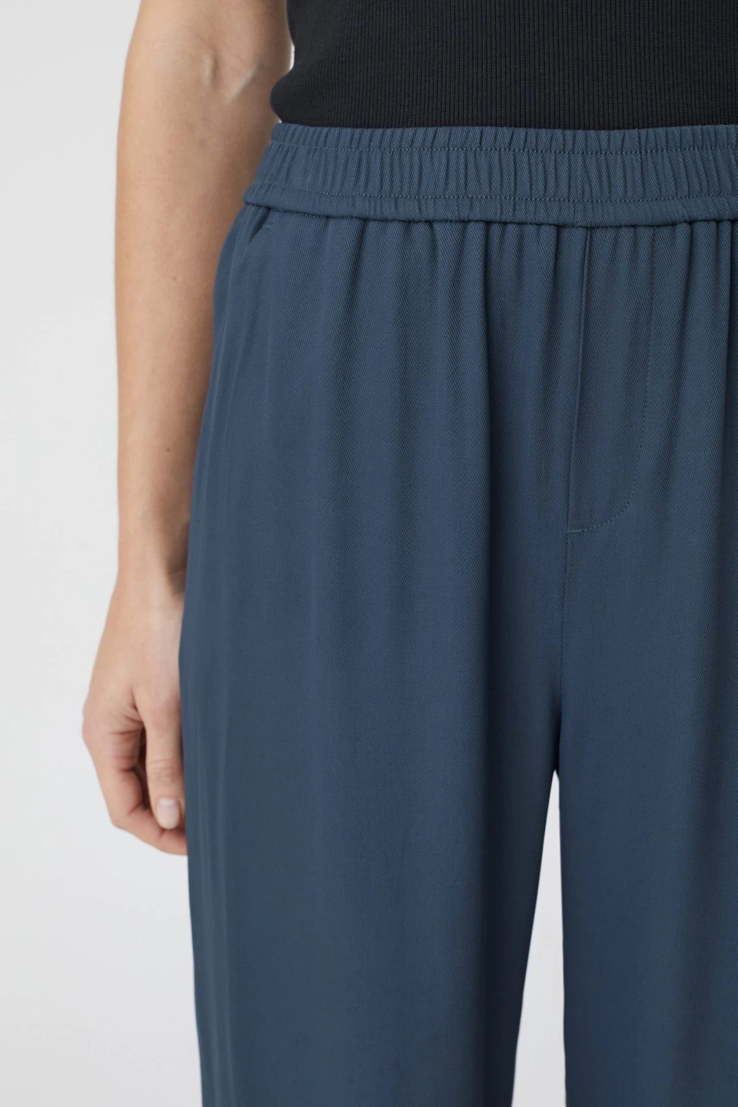 CLOSED Winona Fluid Twill Trousers 6 CLOSED Winona Fluid Twill Trousers – Bild 6