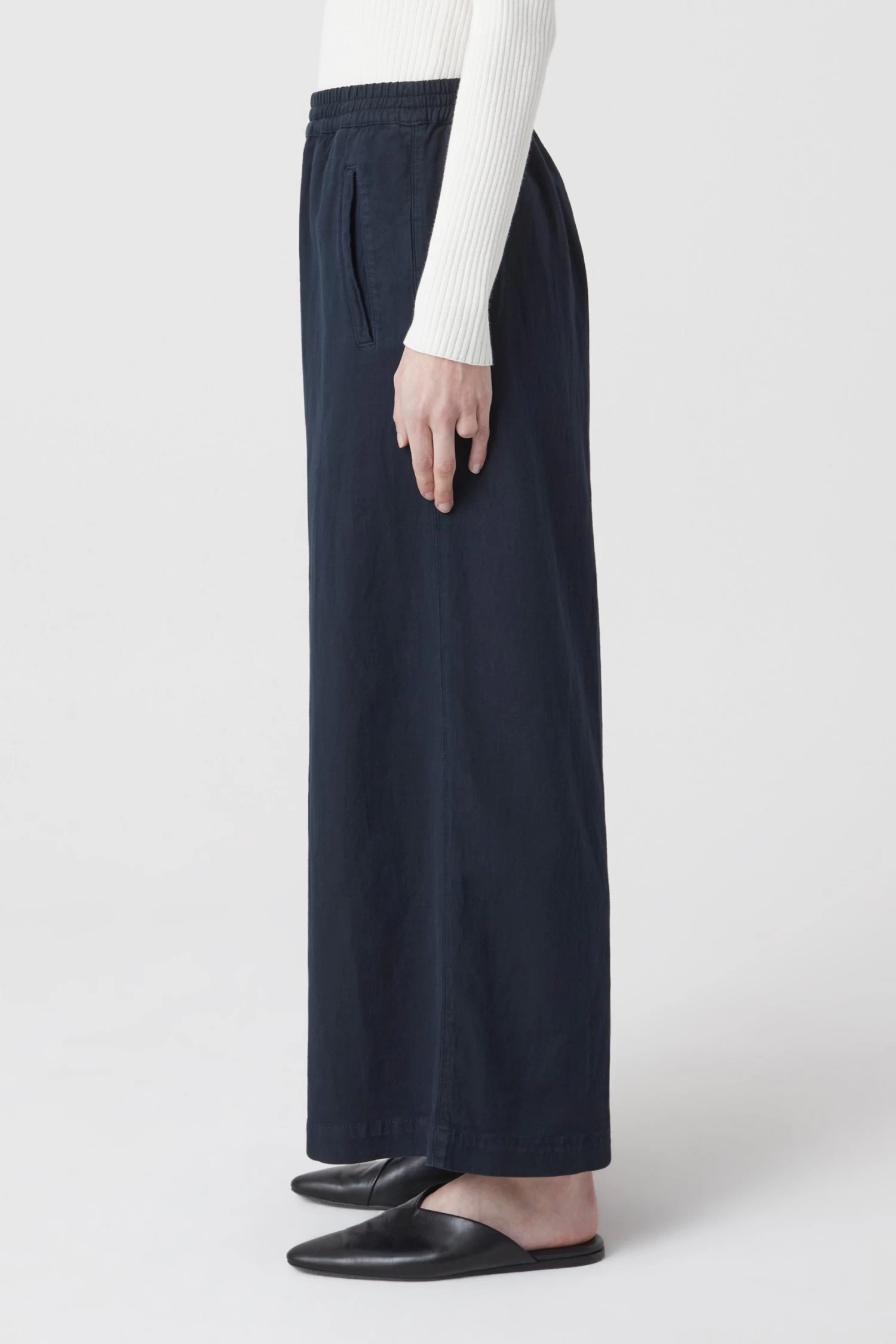 CLOSED Wren Soft Indigo Pants 2 CLOSED Wren Soft Indigo Pants – Bild 2