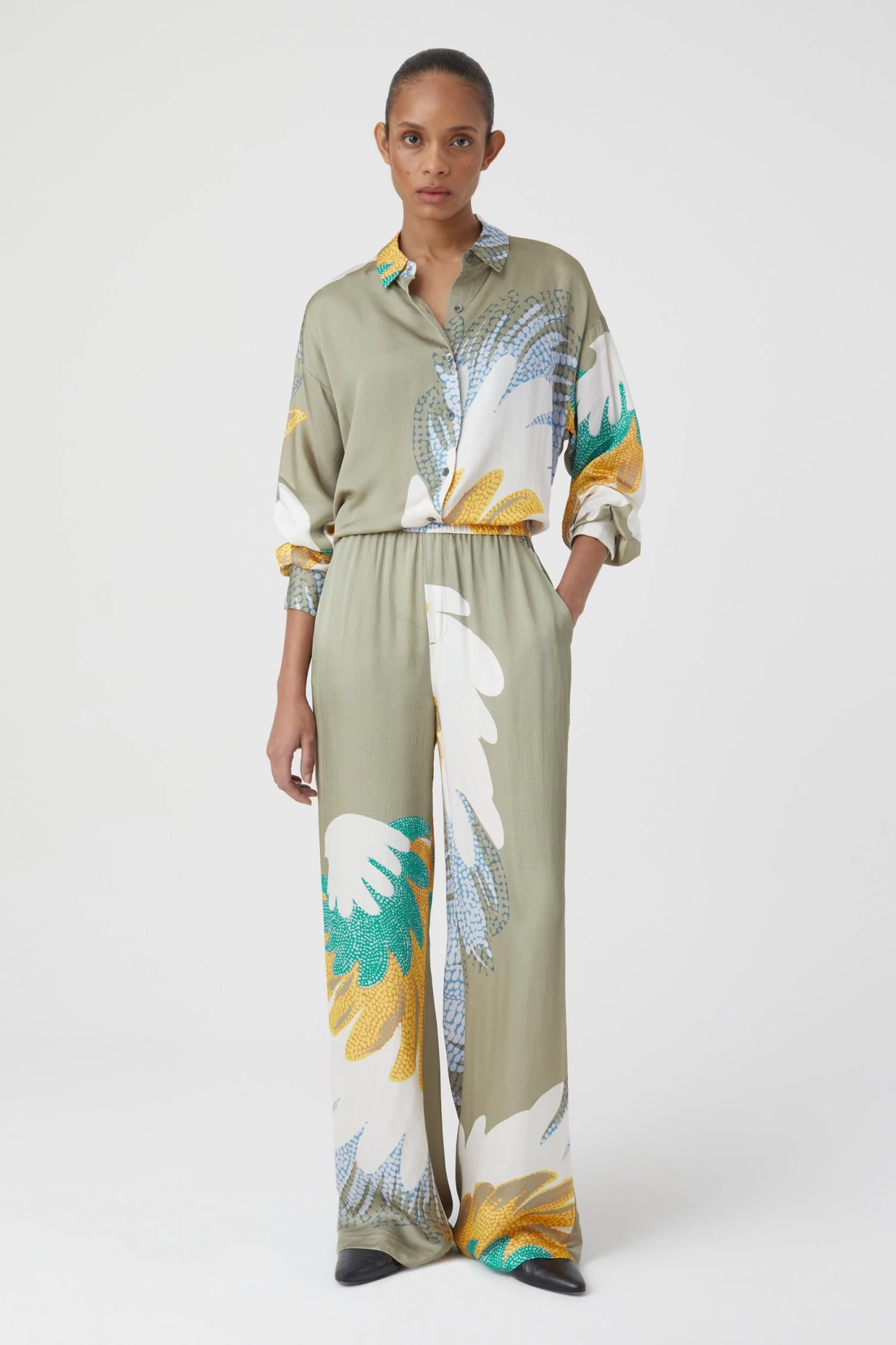 CLOSED Bluse Aus Viskose 5 CLOSED Bluse Aus Viskose – Bild 5