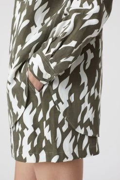 CLOSED Printed Longshirt -Mode Verkauf C94578 27F P3 683 3