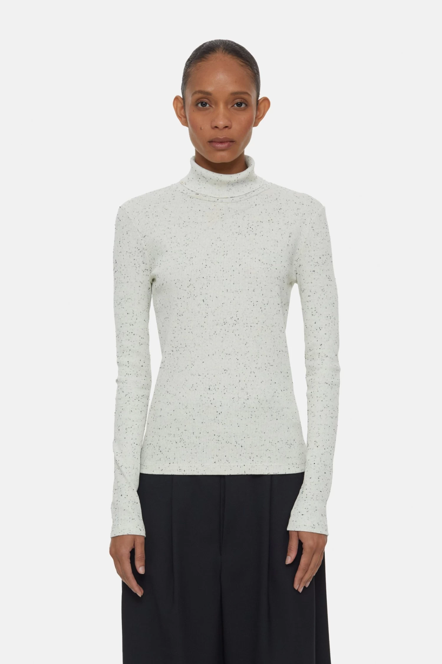 CLOSED Classic Turtleneck 1 CLOSED Classic Turtleneck