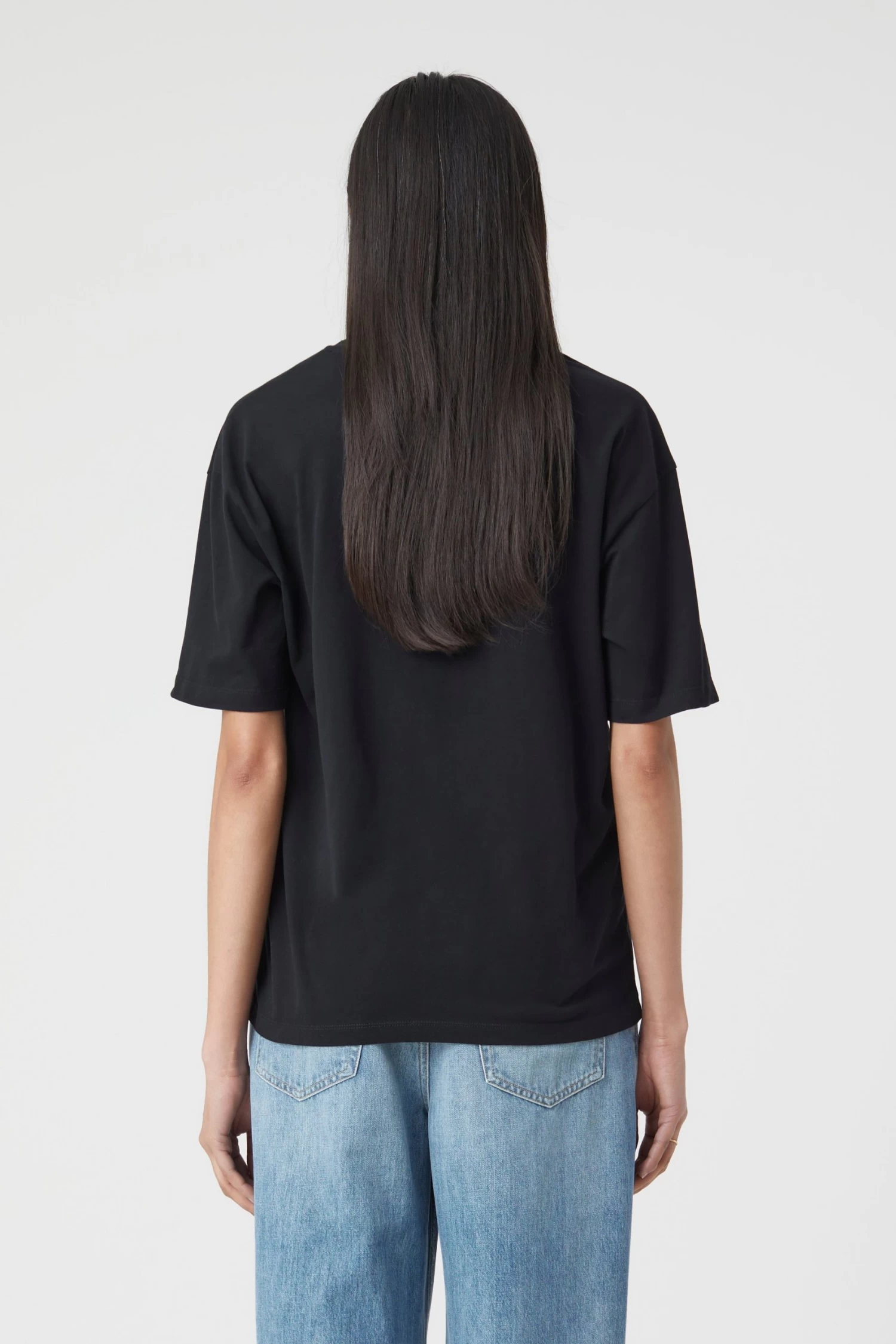 CLOSED Basic V-Neck T-Shirt 2 CLOSED Basic V-Neck T-Shirt – Bild 2