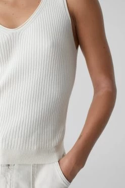 CLOSED Top Mit V-Neck -Mode Verkauf C96233 91W 22 201 2