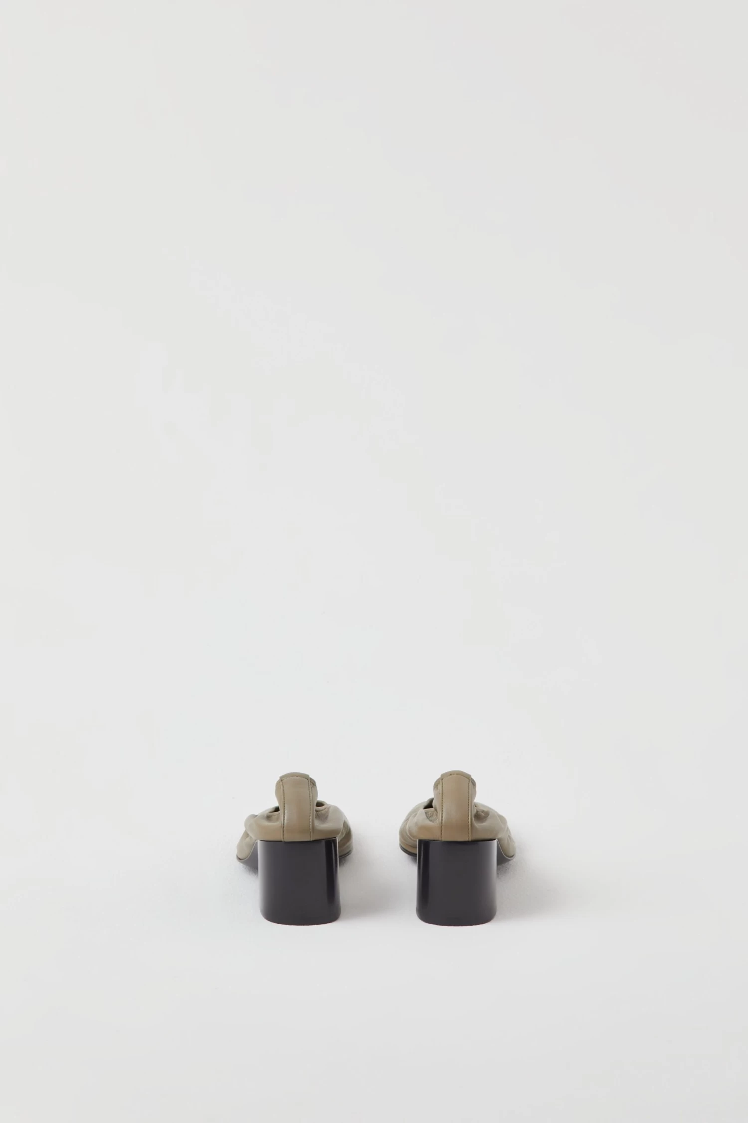 CLOSED Leather Pumps 2 CLOSED Leather Pumps – Bild 2