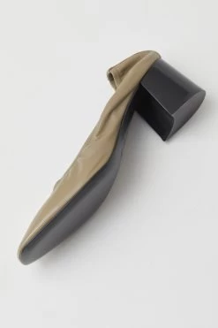 CLOSED Leather Pumps 9 CLOSED Leather Pumps -Mode Verkauf C99572 83V 22 149 3