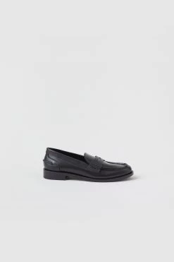 CLOSED Loafers